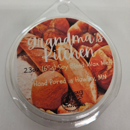 Wax Melts variant in Grandma's Kitchen featuring a warm, nostalgic baking-themed custom fragrance label on a clear clamshell pack
